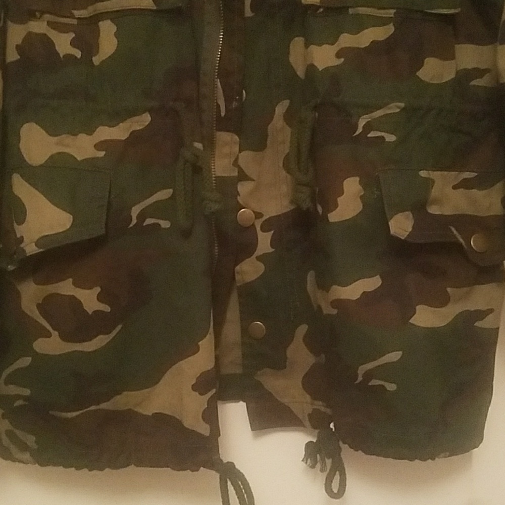 Jacket - Picture 3 of 4